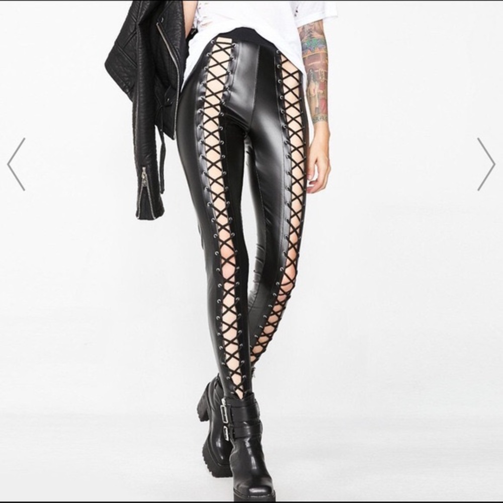 Dollskill faux leather laced up leggings - Picture 4 of 4
